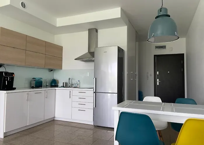 Stella Baltic 8 I 23 *